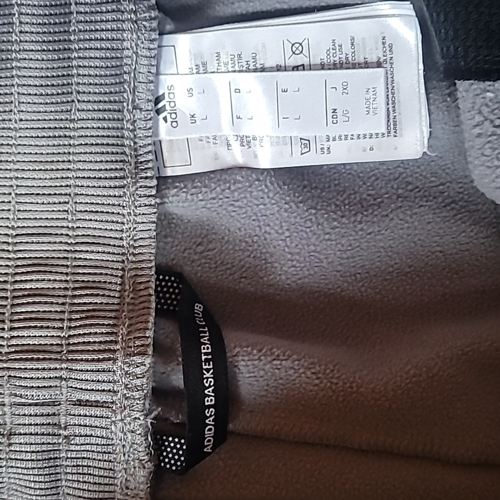 Adidas Basketball Club Light Gray Sweatpants, Size L, Pockets, Fleece Lined - Picture 4 of 4